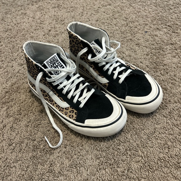 Vans Shoes Unisex Size 5.5 W/4 M Hi Top Black Suede Cheetah Print SK8 Toecap - Picture 7 of 7